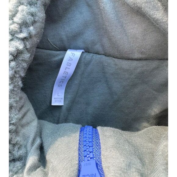 Fabletics Rylan Teddy Jacket Size Large - Picture 4 of 6